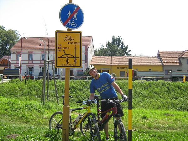 Prazdninov bikovn